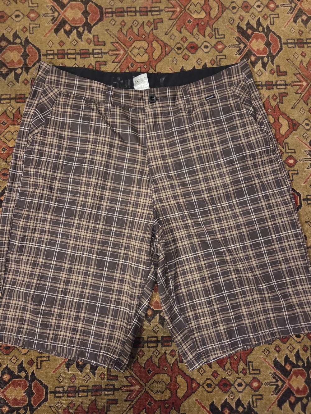 Hurley Phantom Plaid Performance Shorts Men’s 34 Brown Tan Stretch Golf